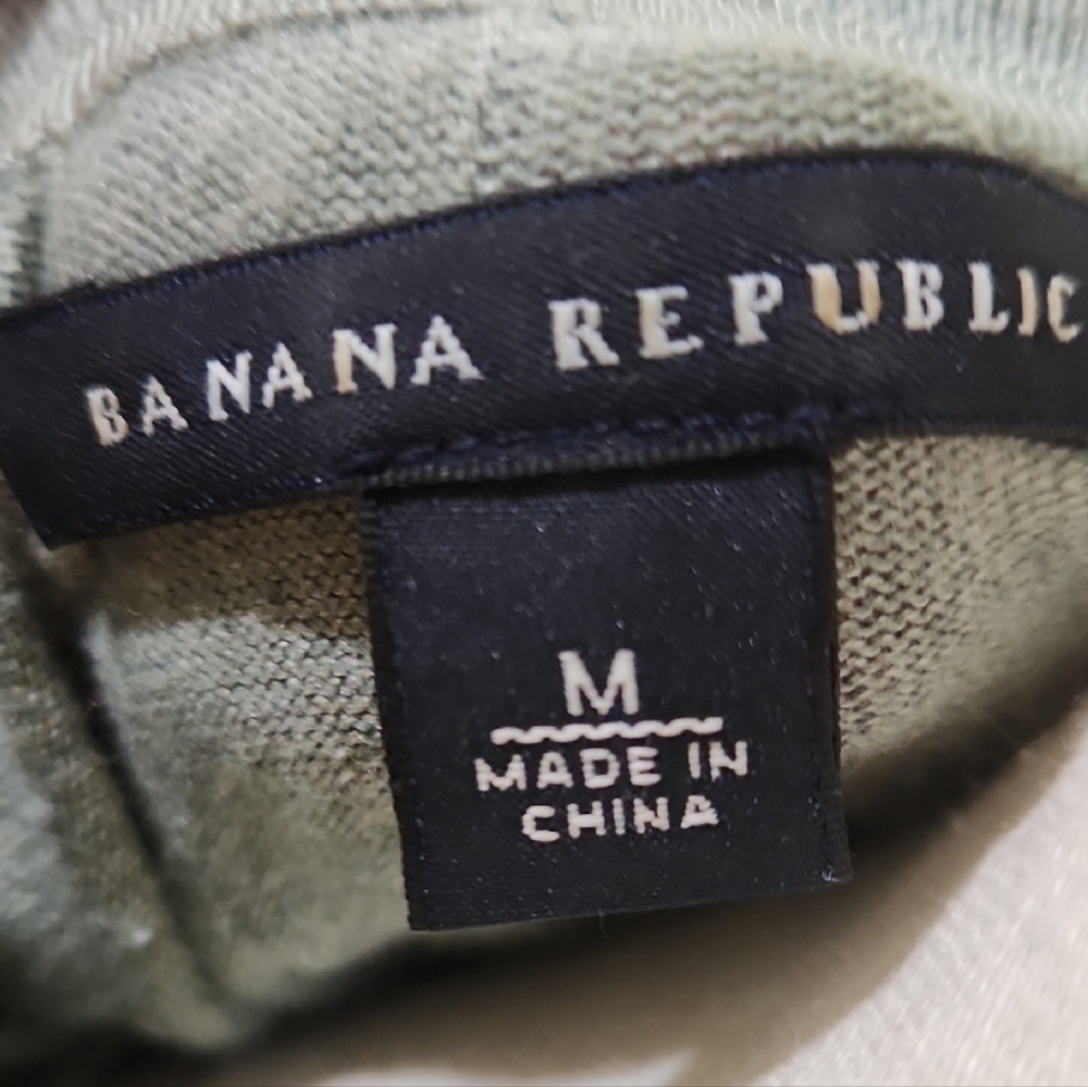 Banana Republic Silk-Blend Cardigan – Size M - Picture 2 of 8